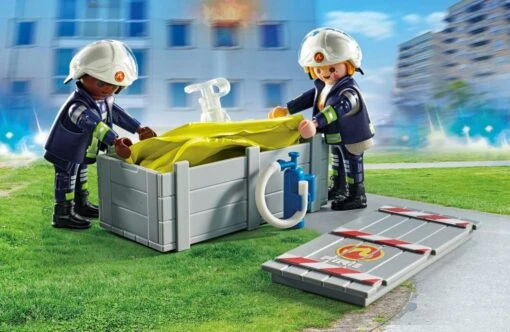 Playmobil Firefigher With Airpillow - Image 2