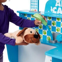 Melissa & Doug Wooden Animal Care Vet Activity Centre -Hape Shop 81SoZmSXV1L. AC SL1500