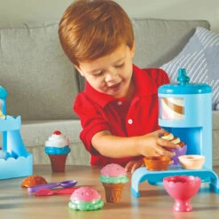 Learning Resources Swirly Scoops Ice Cream Shoppe -Hape Shop 9278 icecreamset child web