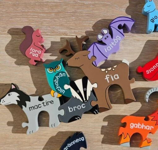 Irish Wildlife Jigsaw Puzzle (As Gaeilge) - Image 3