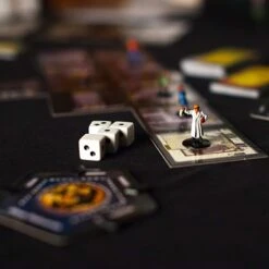 Hasbro Betrayal At House On The Hill -Hape Shop Betrayal at House on The Hill3 opt