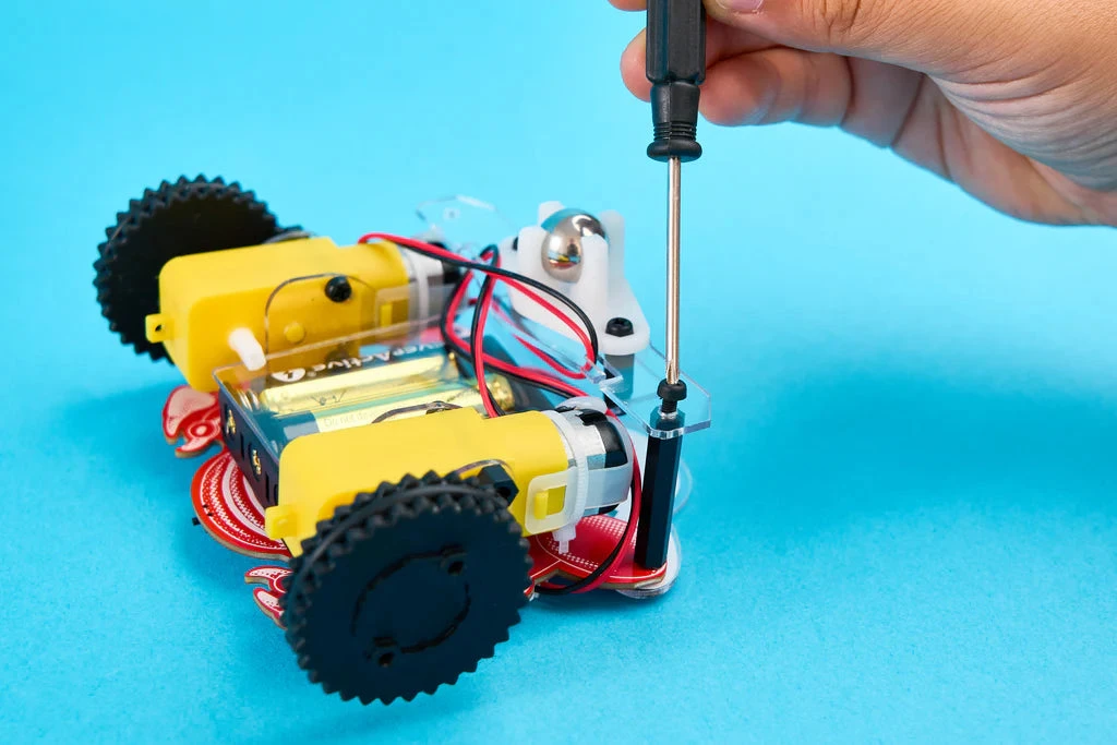 CircuitMess STEM Adventure Dusty 5 CircuitMess STEM Adventure Dusty - Image 5