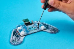 CircuitMess STEM Adventure Charlie -Hape Shop DSC02105 1024x1024 3a9b1273 f1c5 488e abdc 9e5079f7d0a5
