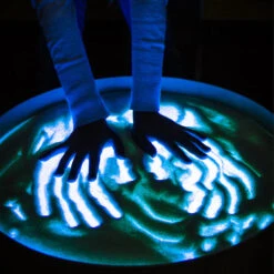 BIGJIGS Round Magic Light Table -Hape Shop JEML47 11