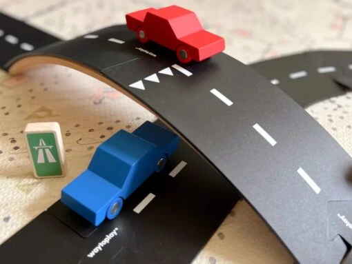 Way To Play King Of The Road 2 Cars - Image 3