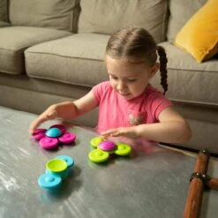 Fat Brain Toys Whirly Squigz 6 Fat Brain Toys Whirly Squigz -Hape Shop Whirly Squigz 3