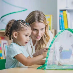 Butterfly Garden Home School Edition (Includes Prepaid Voucher To Redeem For Caterpillars) -Hape Shop easy 20 kit 2