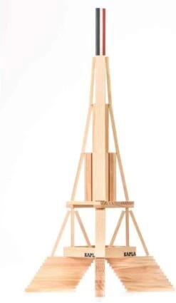 Kapla Wood Plate Eiffel Tower Box (105 Pieces) -Hape Shop eifel1