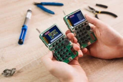 CircuitMess Chatter (DIY Walkie Talkies) -Hape Shop il 1588xN.4436978181 in19