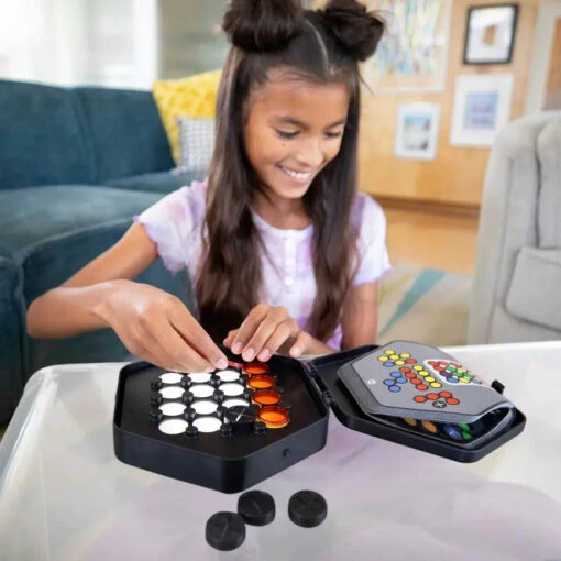 Learning Resources Kanoodle Fusion Light-Up Puzzle Game - Image 4