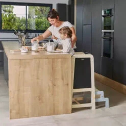 Learning Tower Janod -Hape Shop learning tower