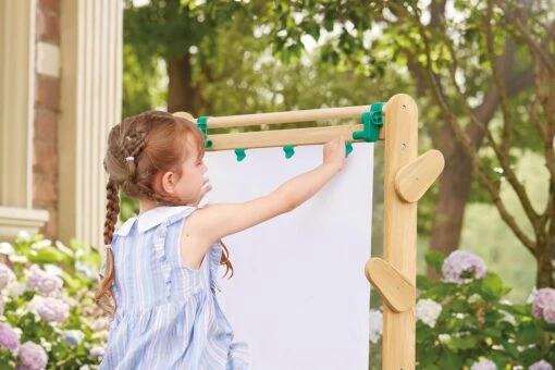 Hape Outdoor Art Easel - Image 3