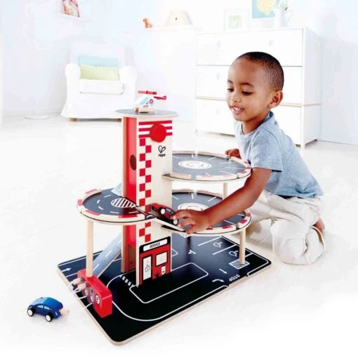 Hape Park And Go Garage - Image 3